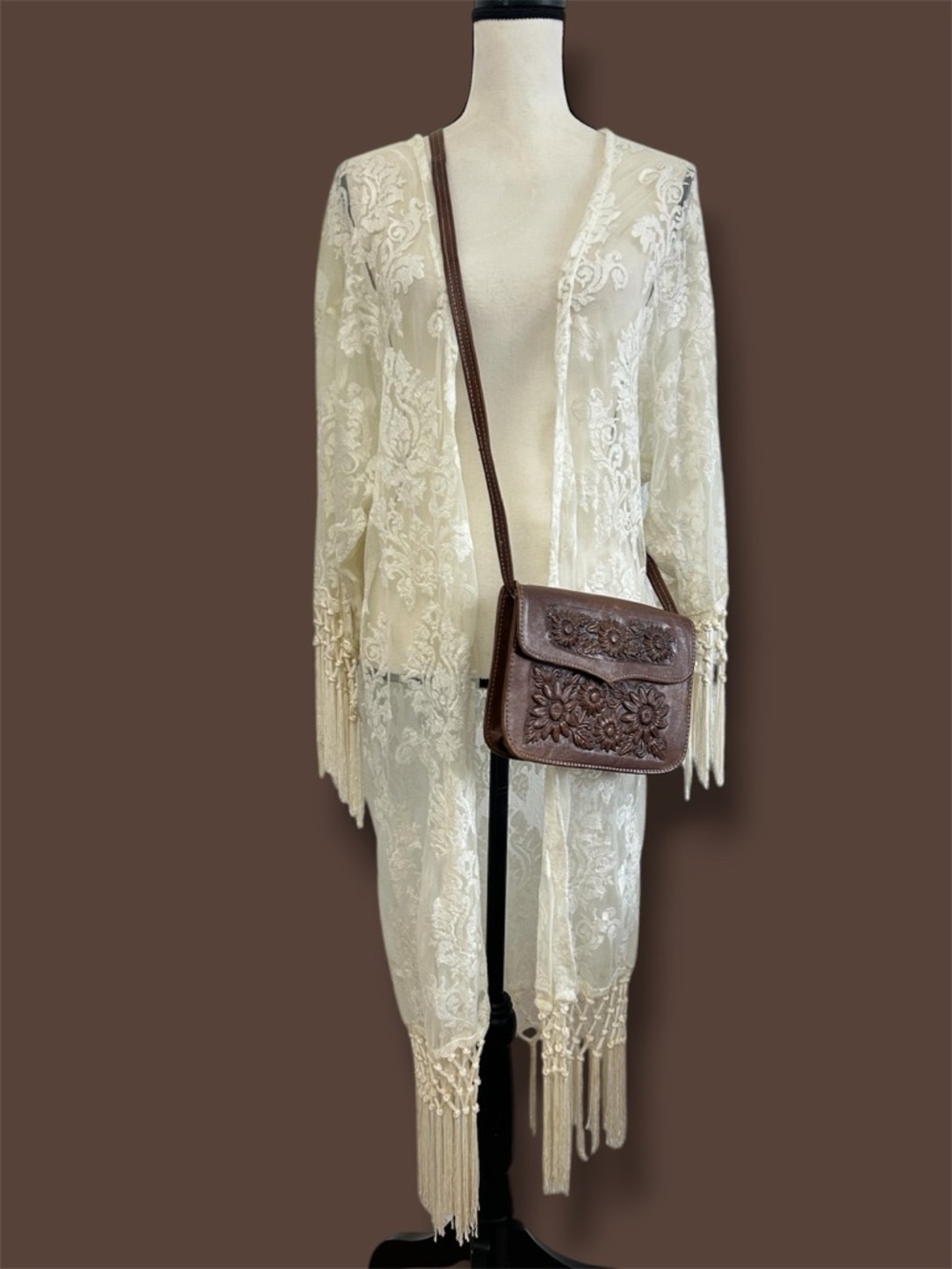 HONEY PUNCH Ivory Lace Kimono Size Small FRINGE HEM